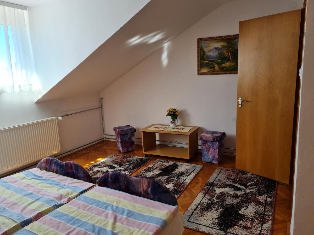 Gyöngyvirág Apartman Lenti Exterior foto